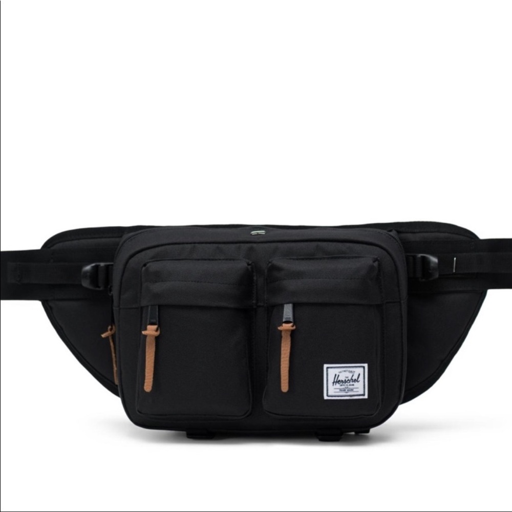 *SOLD* Herschel Eighteen Hip Pack Crossover Fanny Pack NWT Black - Picture 3 of 11